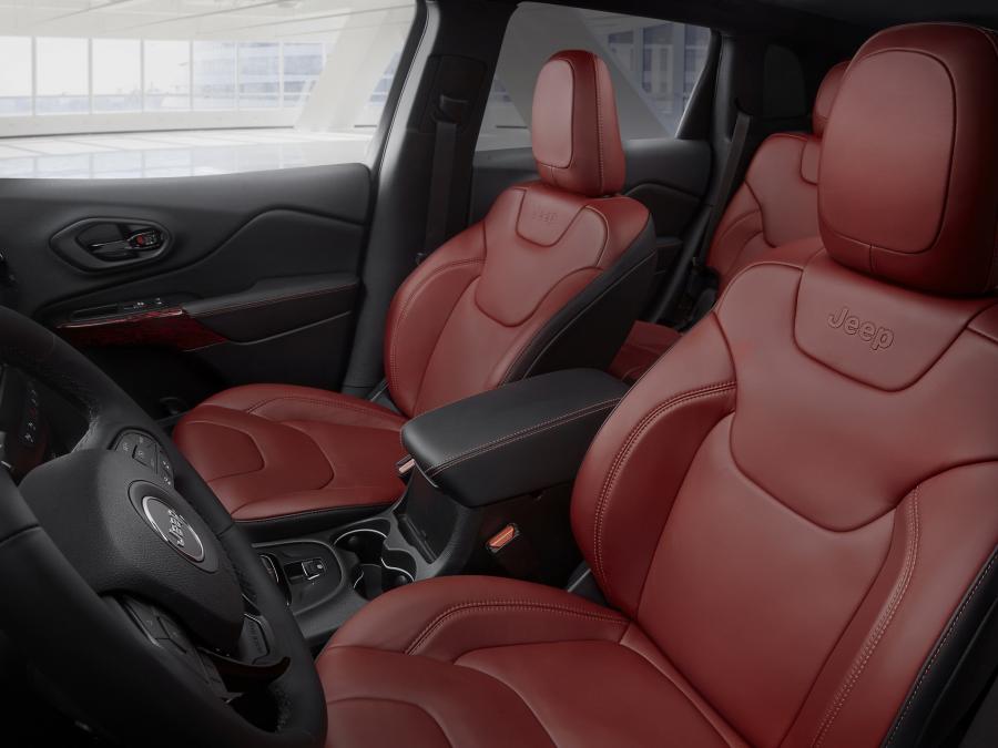  Jeep Cherokee Urbane Concept 2014 года  (фото 6 из 6)